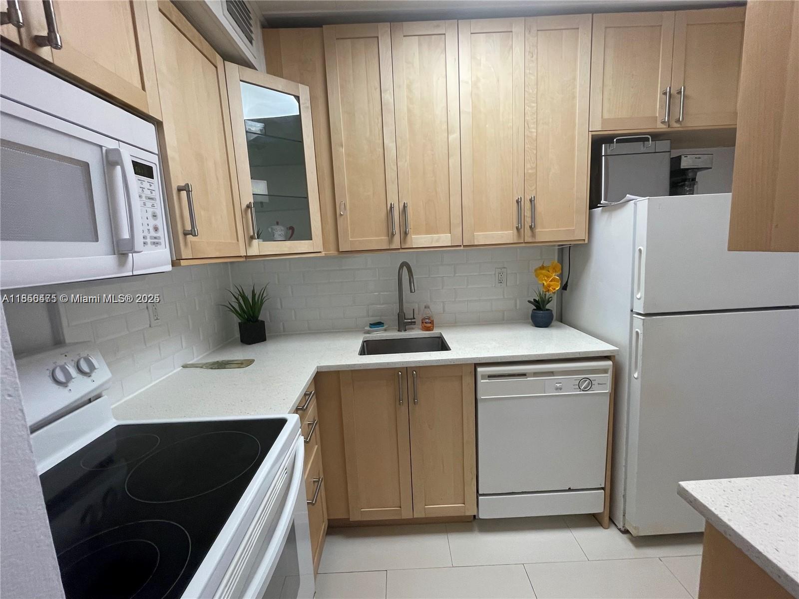 TRITON TOWER CONDO - Residential