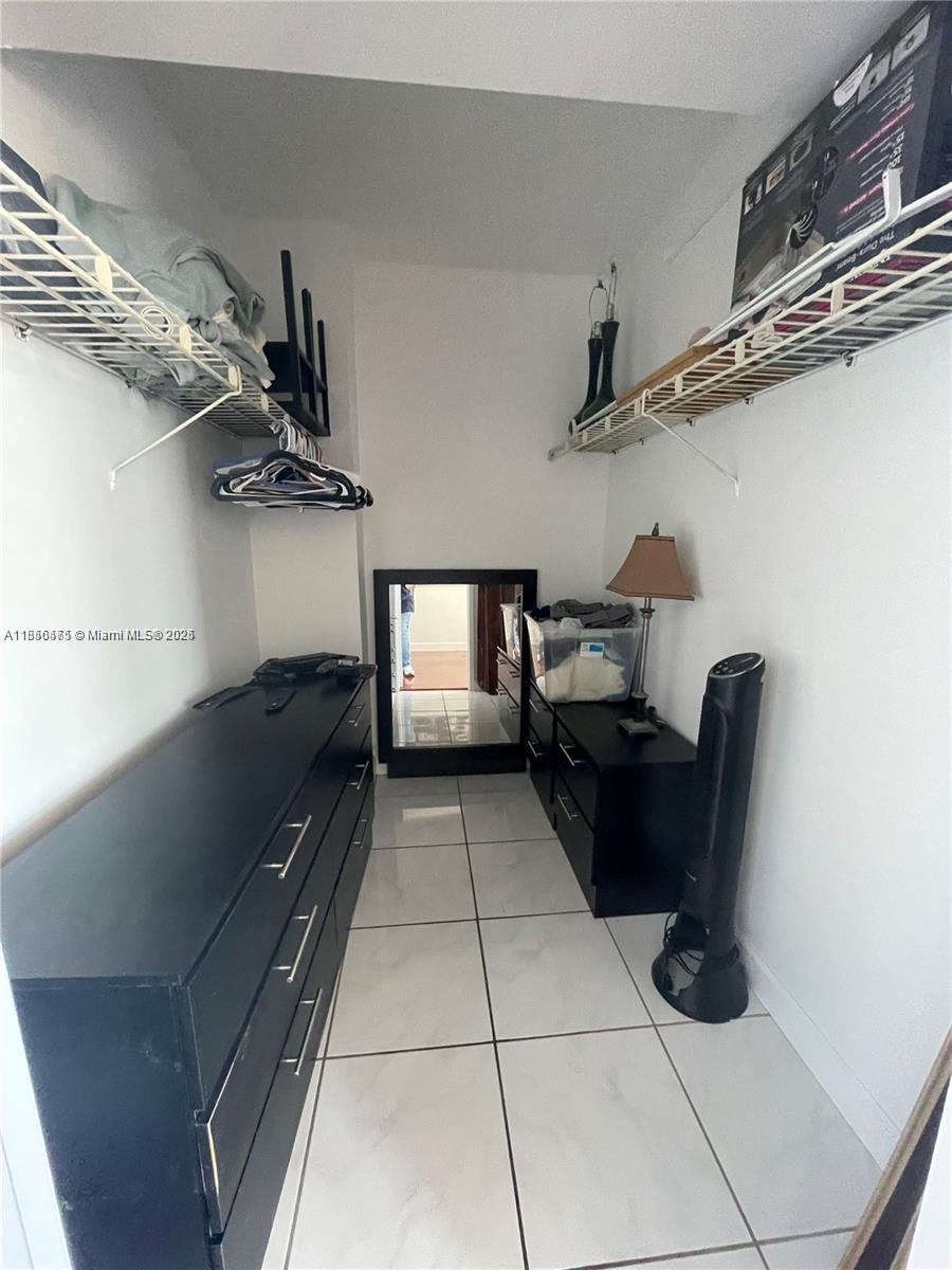 TRITON TOWER CONDO - Residential
