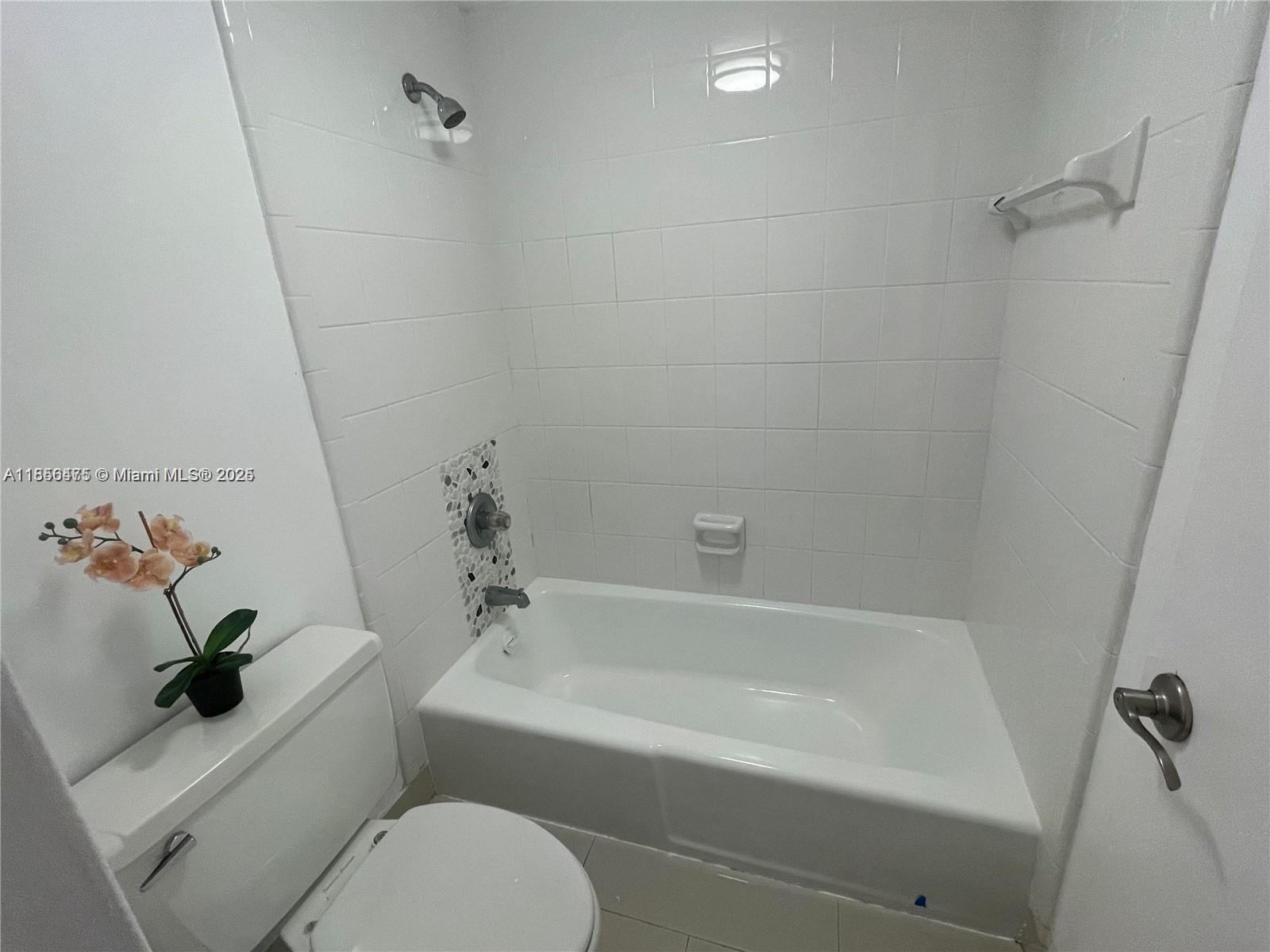 TRITON TOWER CONDO - Residential