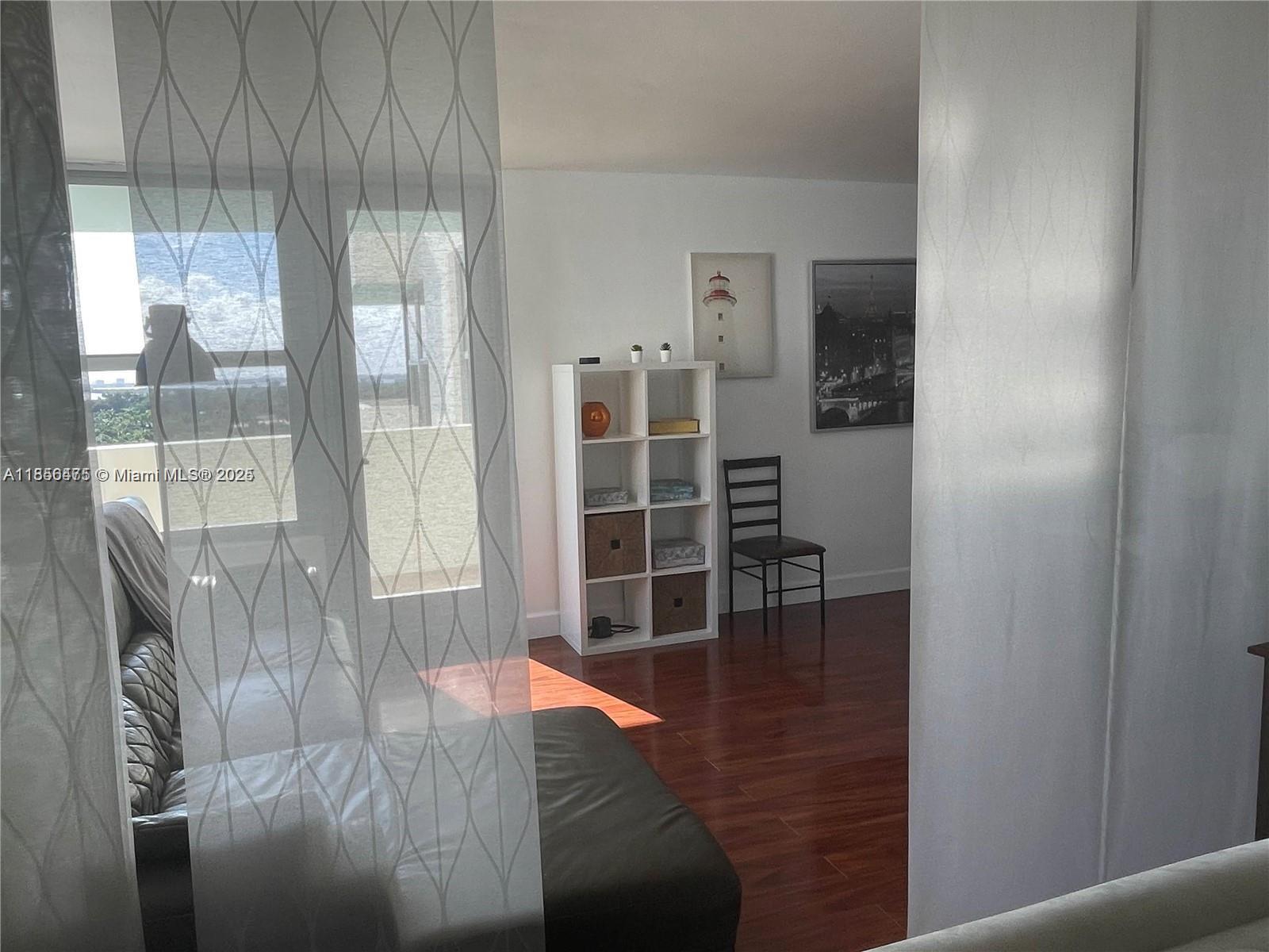 TRITON TOWER CONDO - Residential