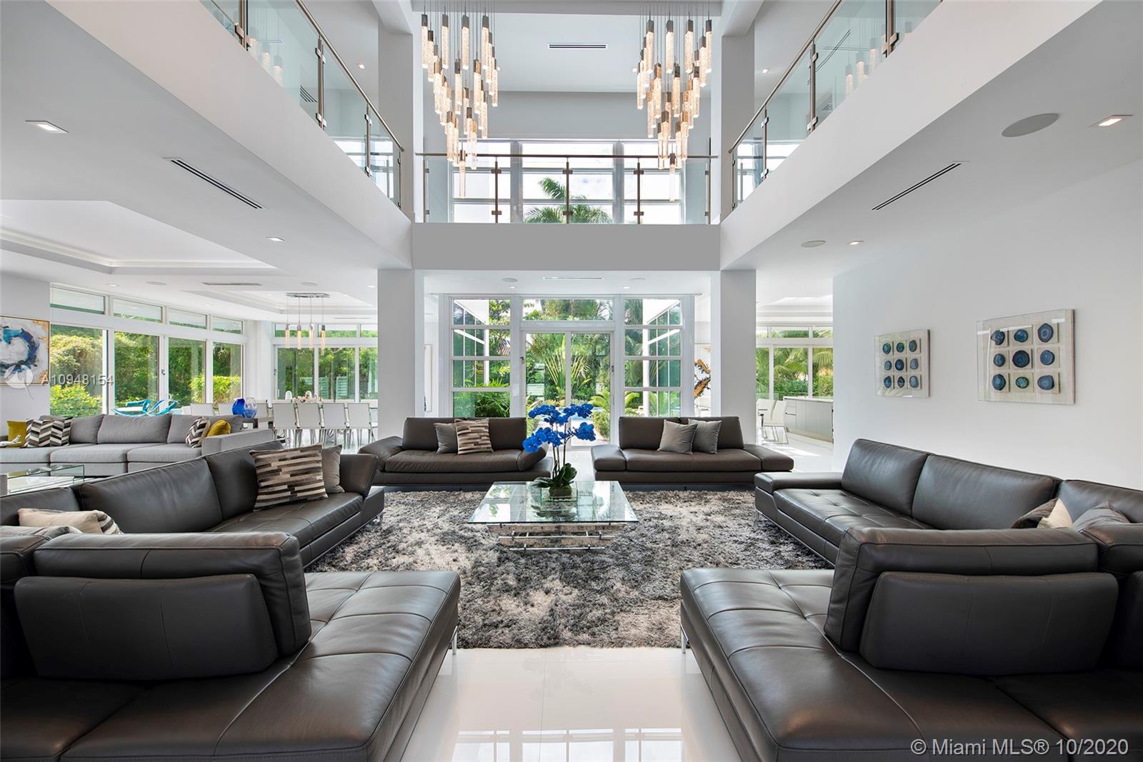 GOLDEN BEACH SEC C - Residential
