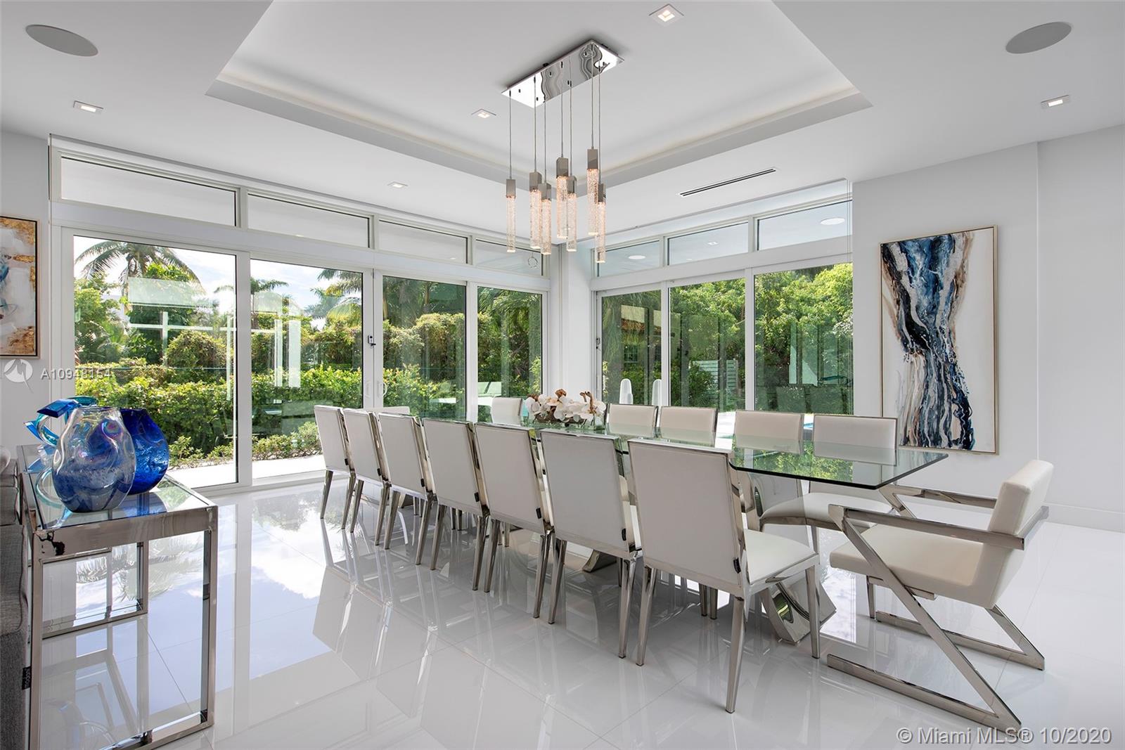 GOLDEN BEACH SEC C - Residential