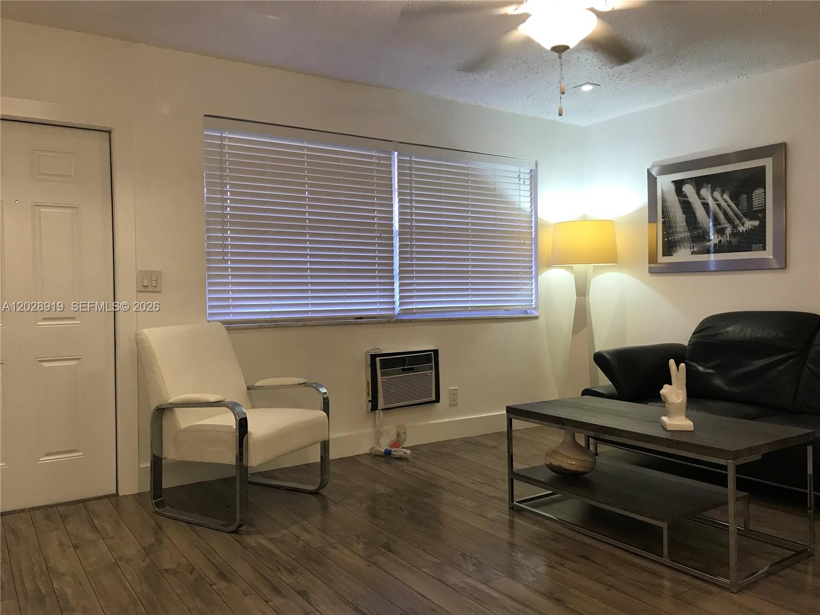 TOWN COLONY - Residential Lease