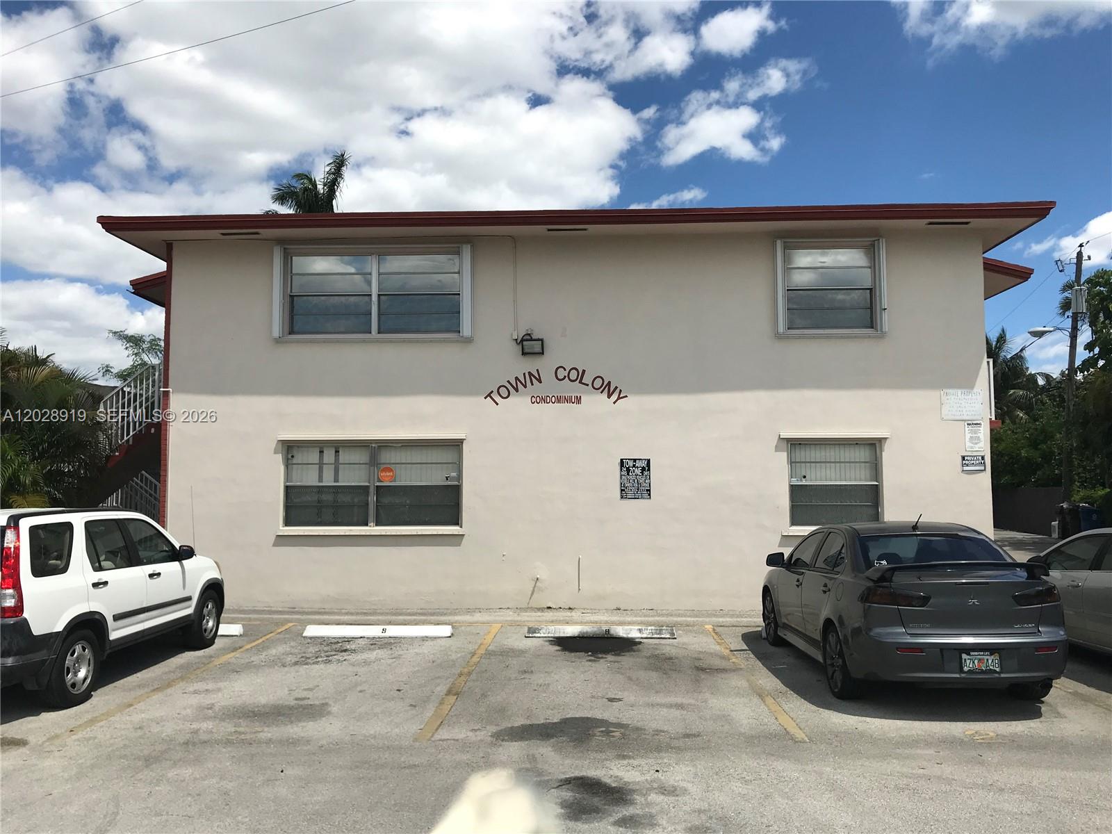 TOWN COLONY - Residential Lease