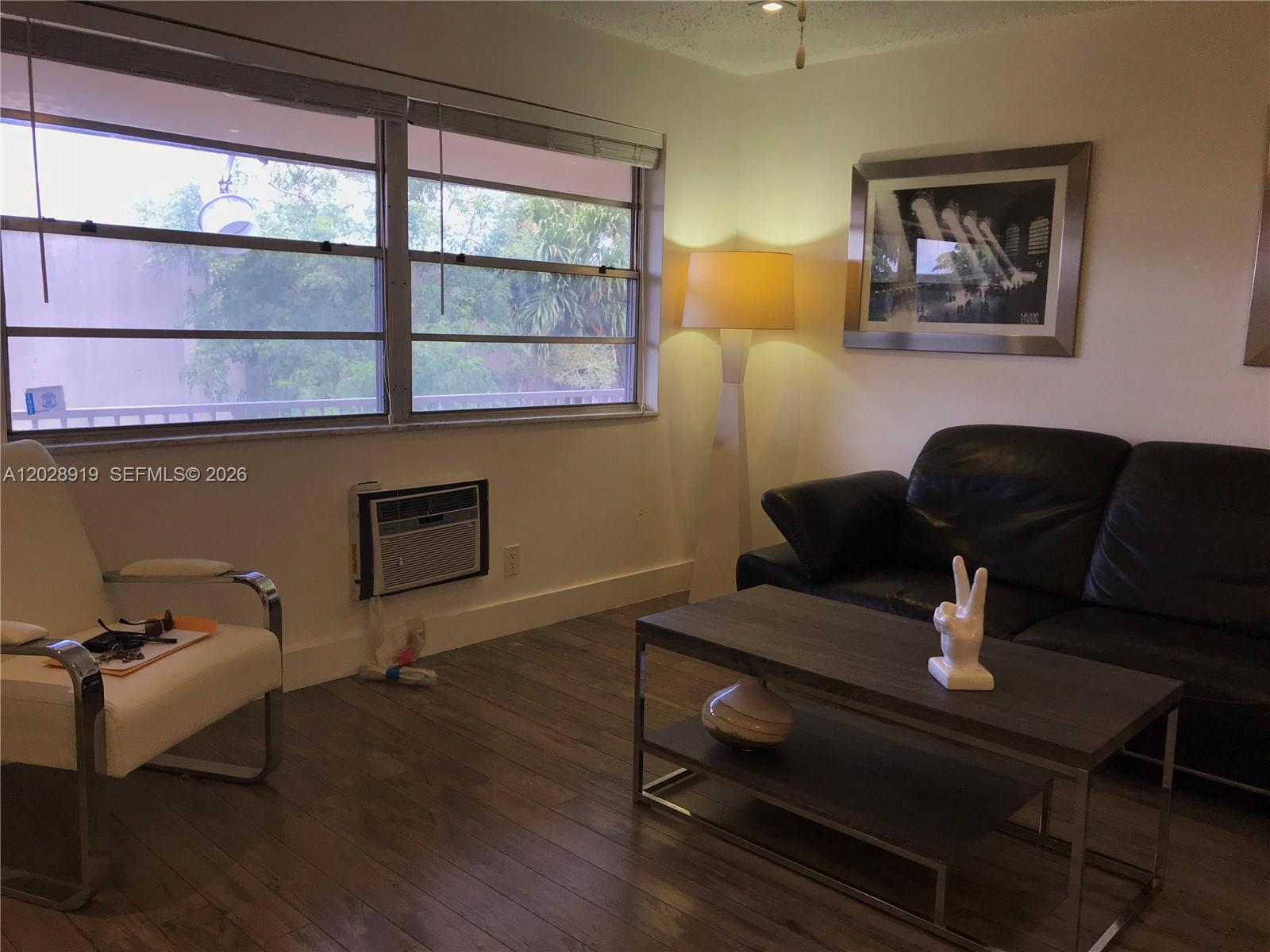 TOWN COLONY - Residential Lease