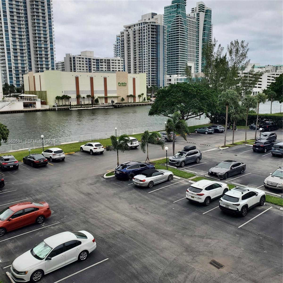 OCEANVIEW PARK CONDO - Residential