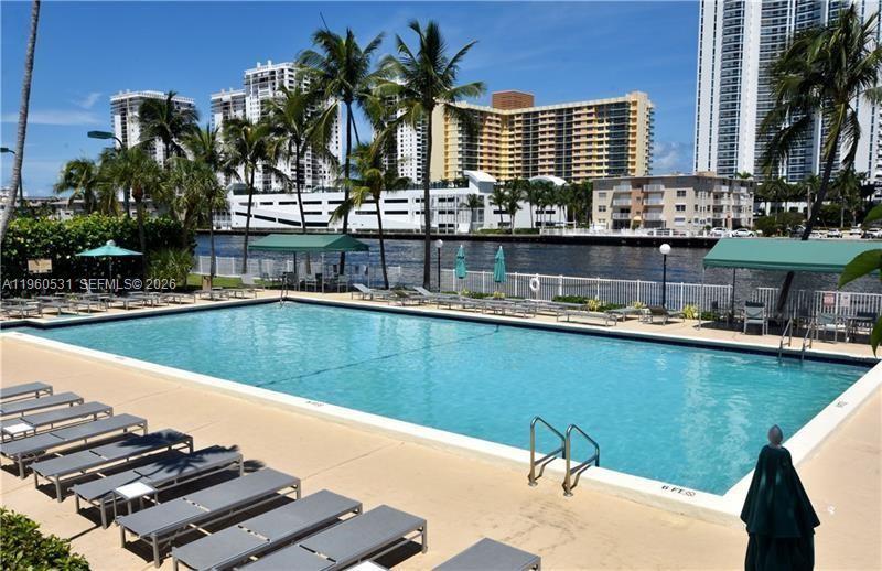 OCEANVIEW PARK CONDO - Residential