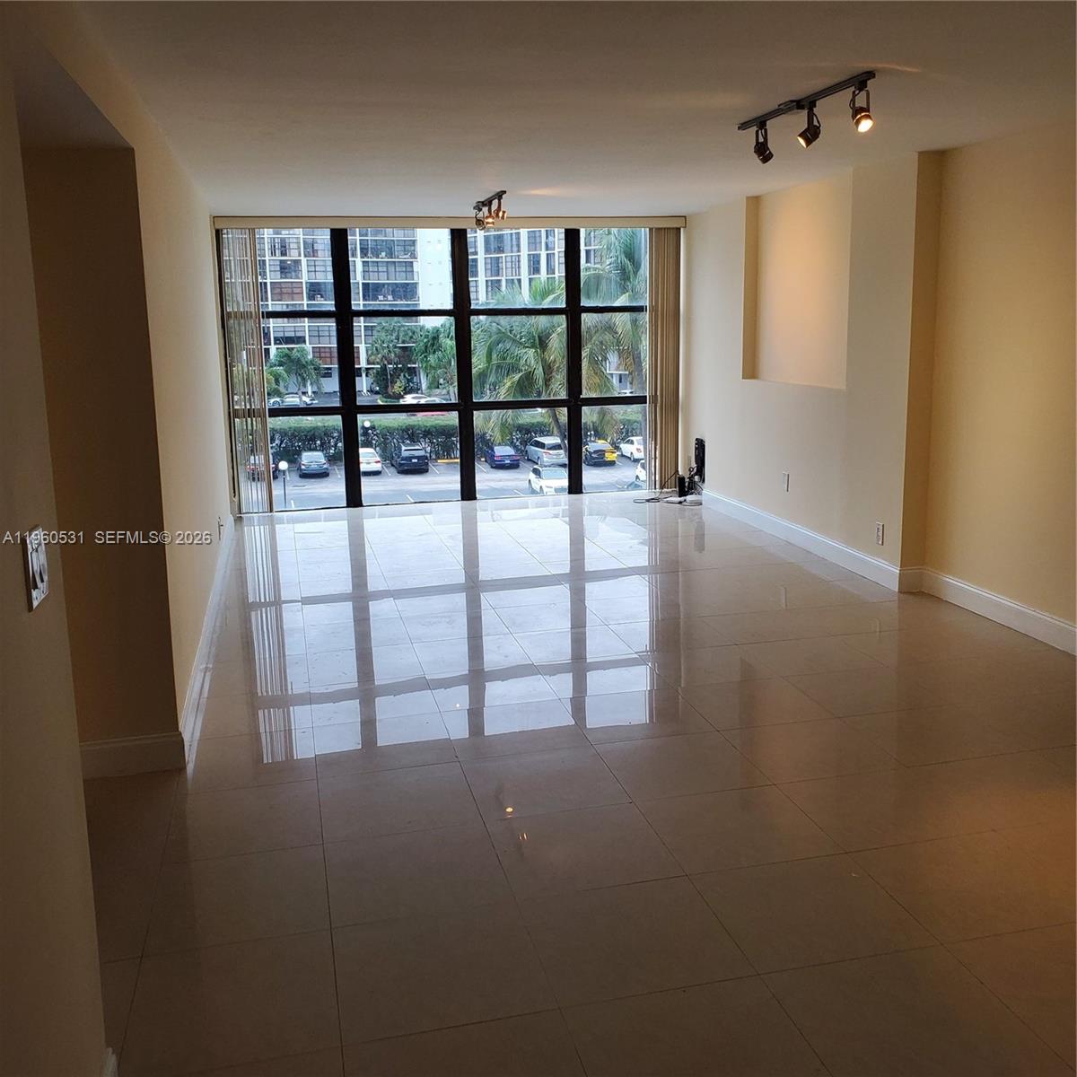 OCEANVIEW PARK CONDO - Residential