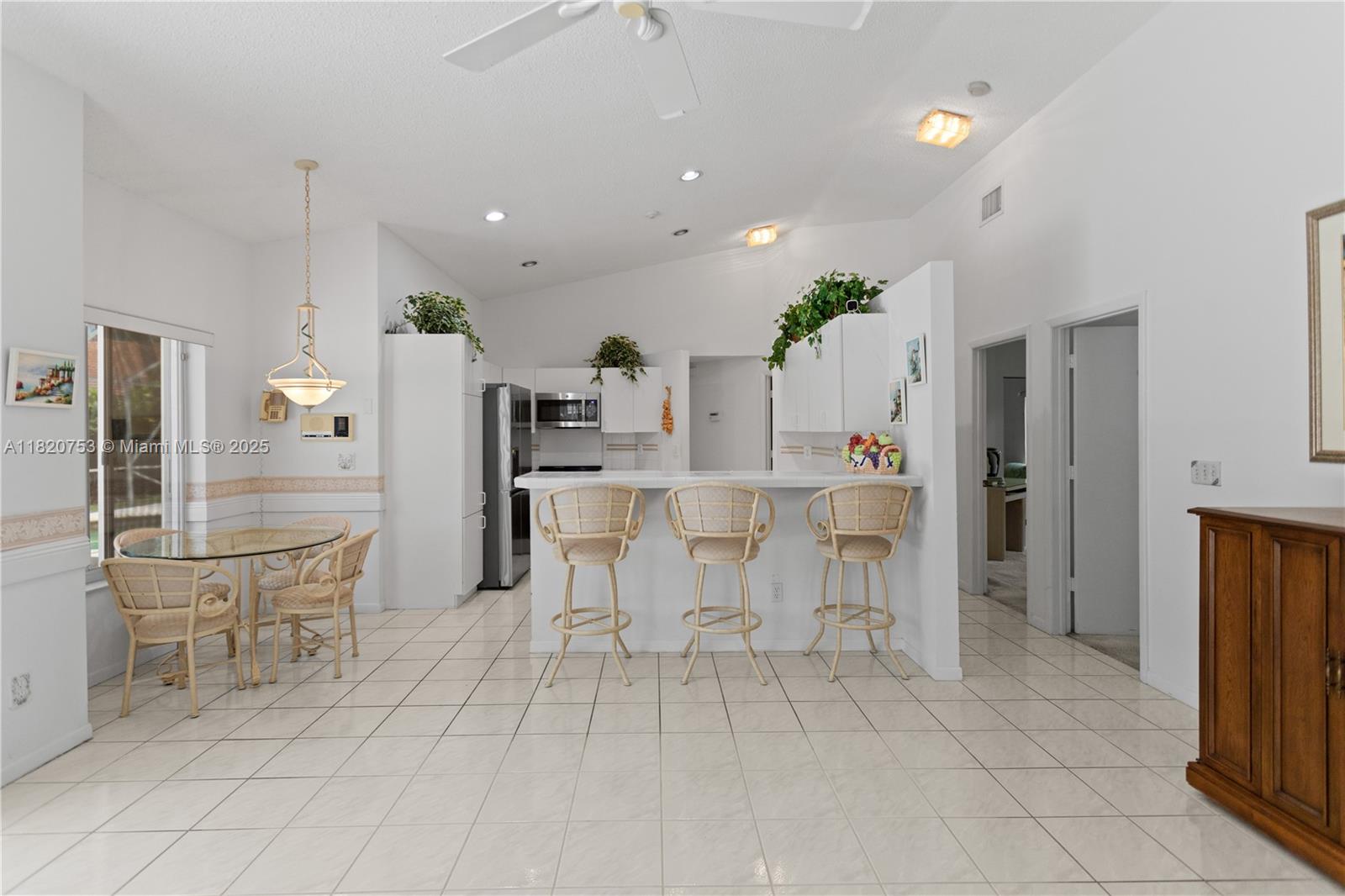 LANDINGS - Residential