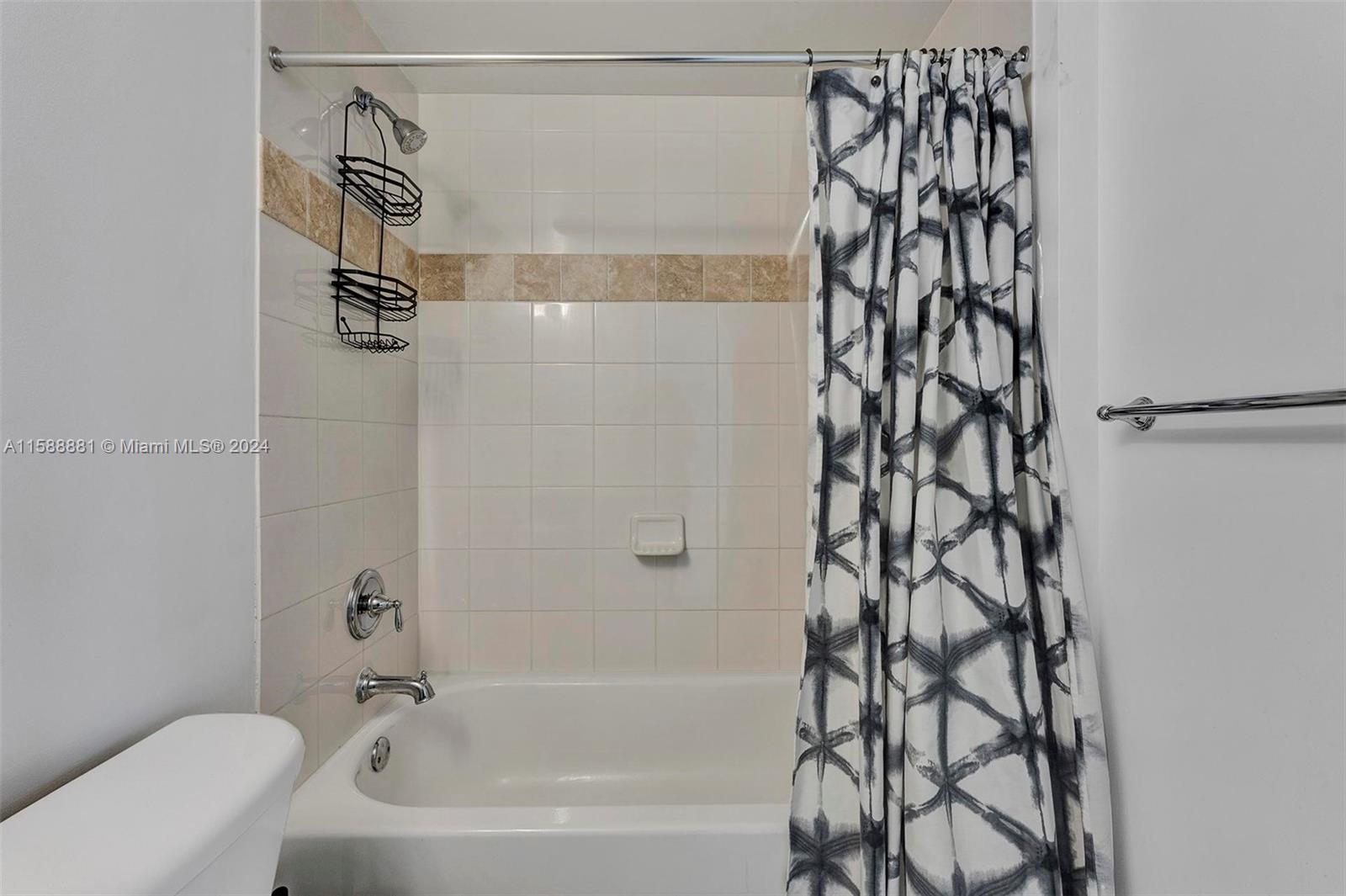 TERRAZAS RIVERPARK VILLAG - Residential