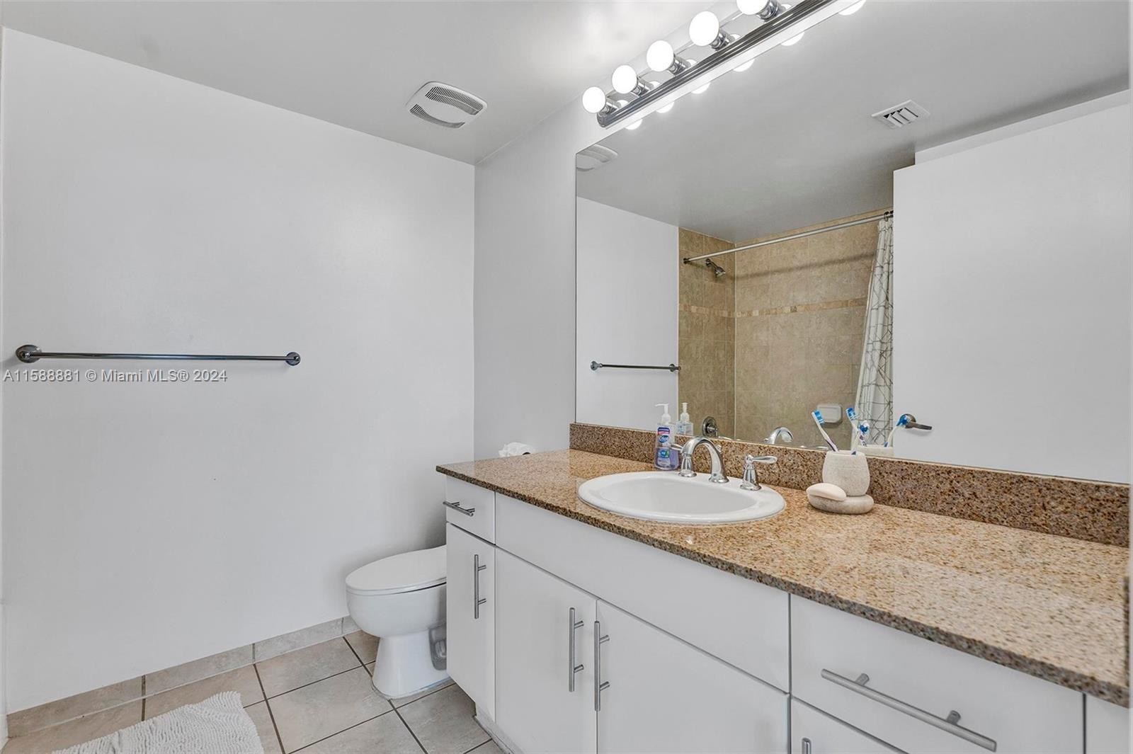 TERRAZAS RIVERPARK VILLAG - Residential