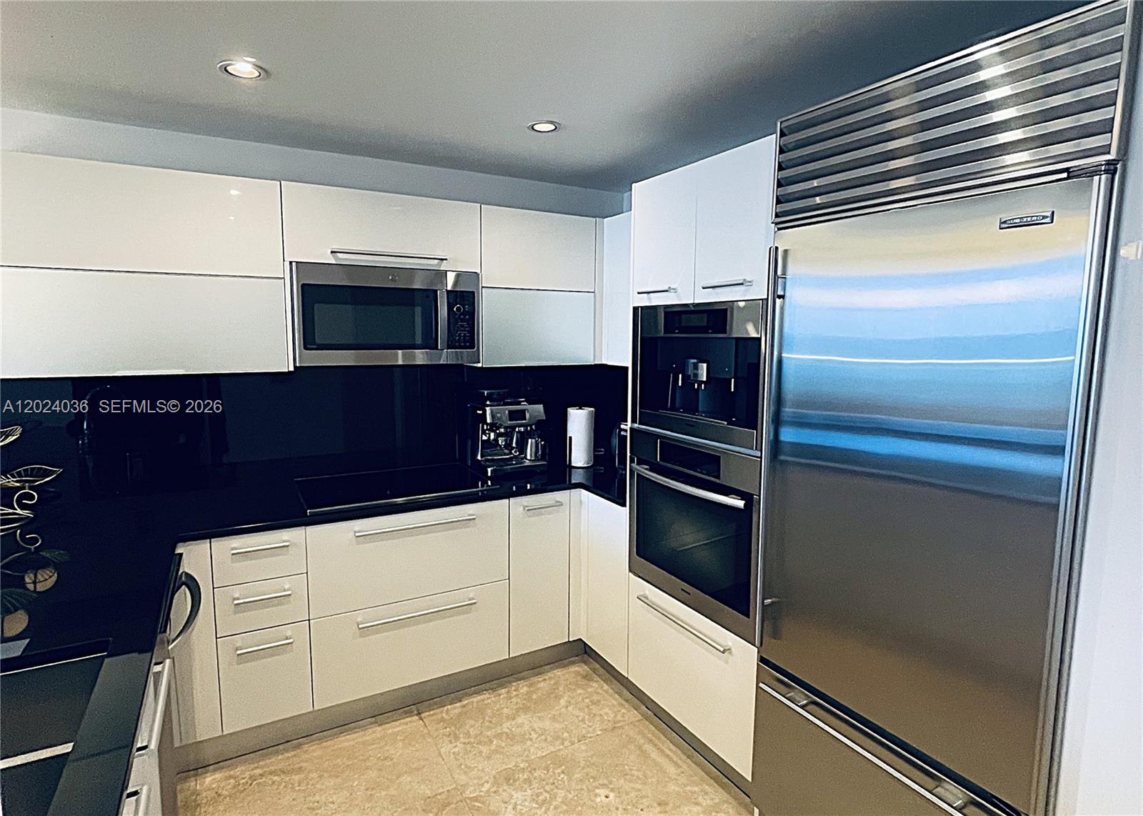 JADE OCEAN CONDO - Residential