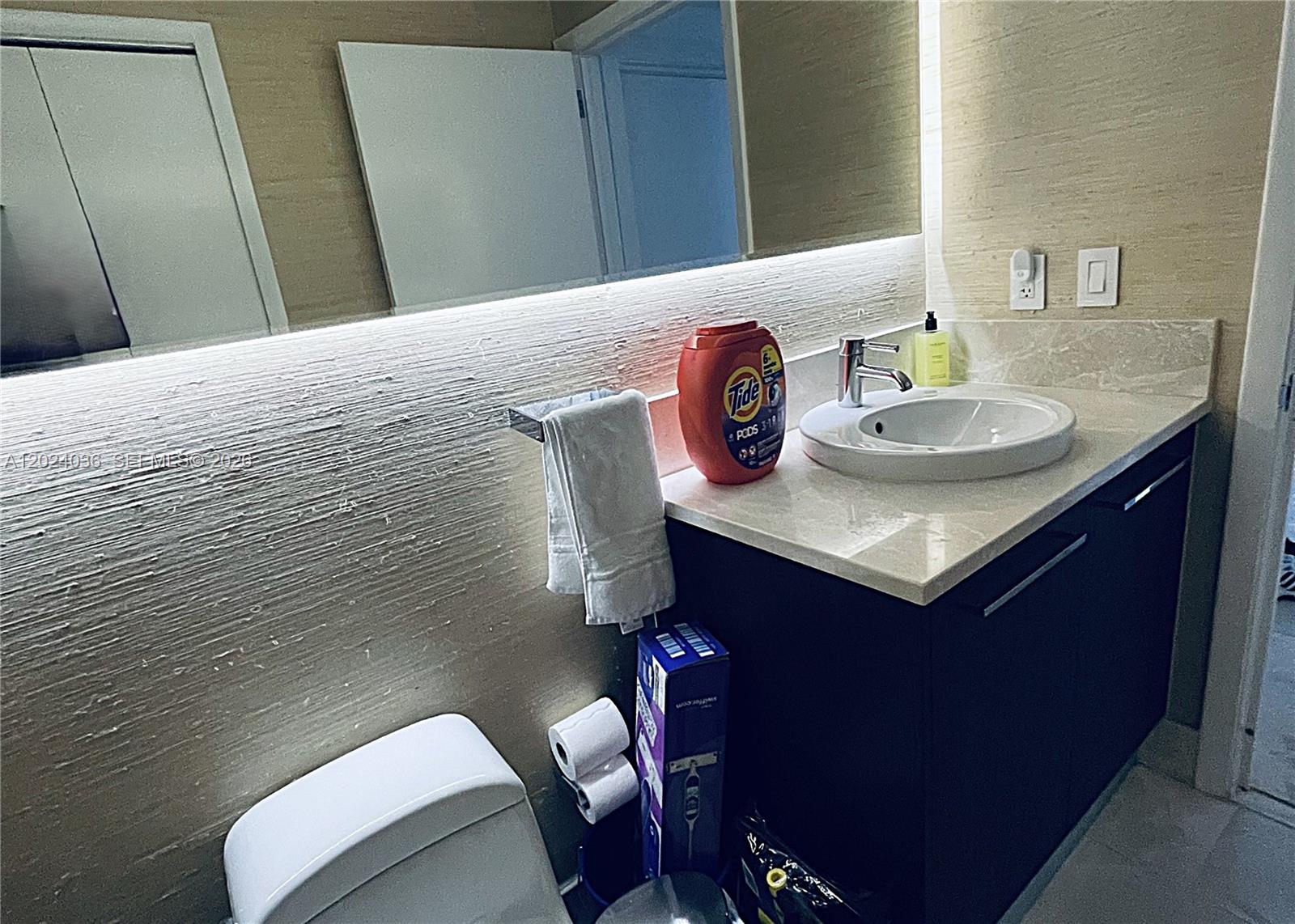 JADE OCEAN CONDO - Residential
