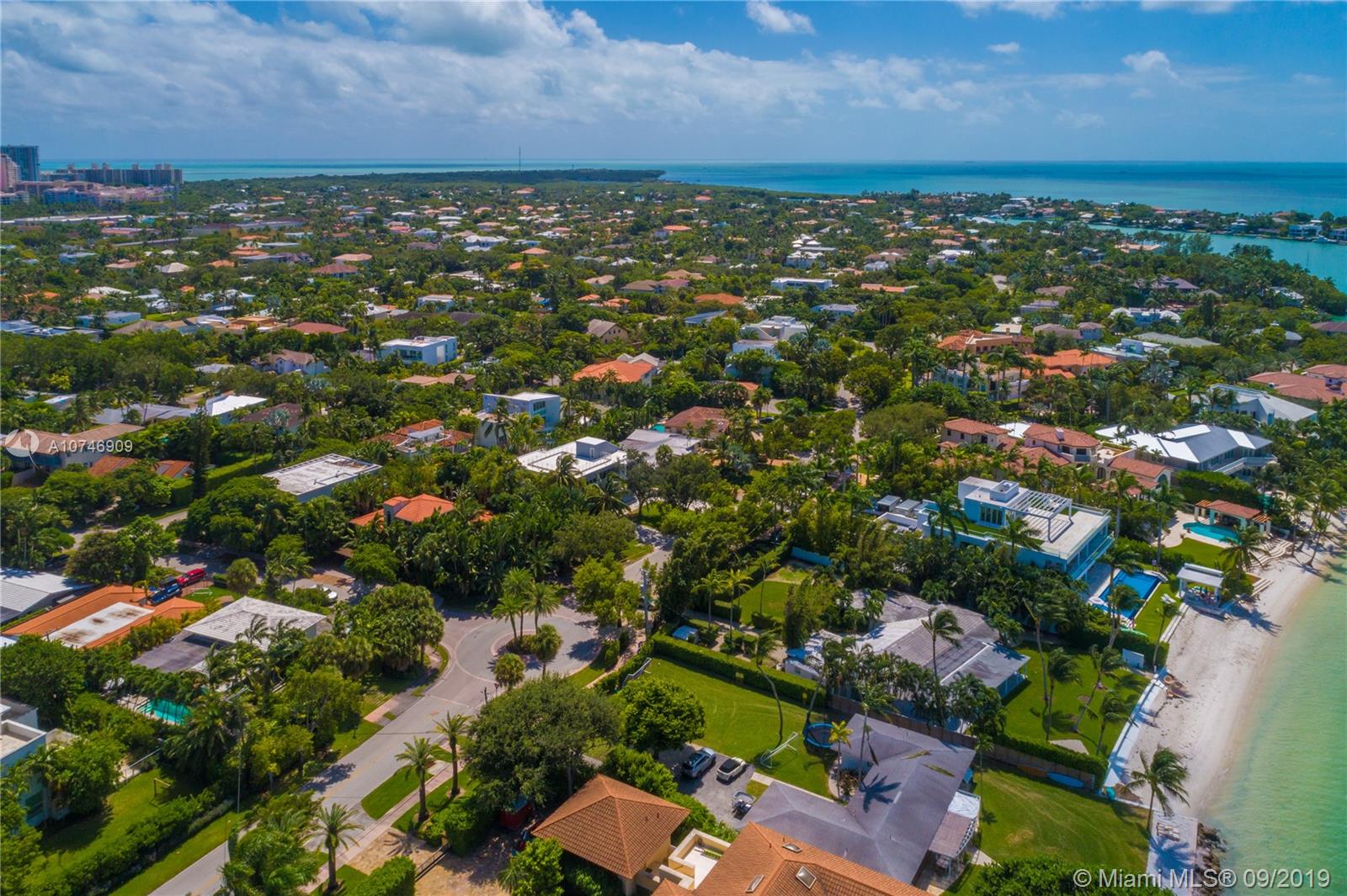 TROPICAL ISLE HOMES SUB 3 - Residential