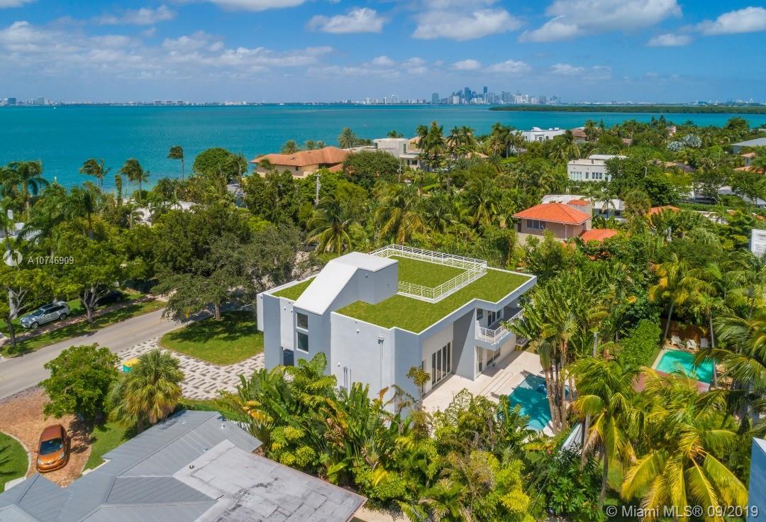 TROPICAL ISLE HOMES SUB 3 - Residential