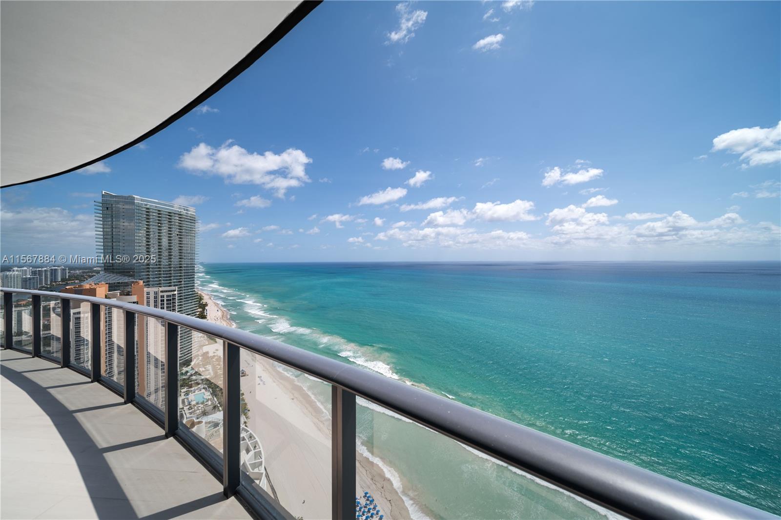 18555 COLLINS AVENUE COND - Residential
