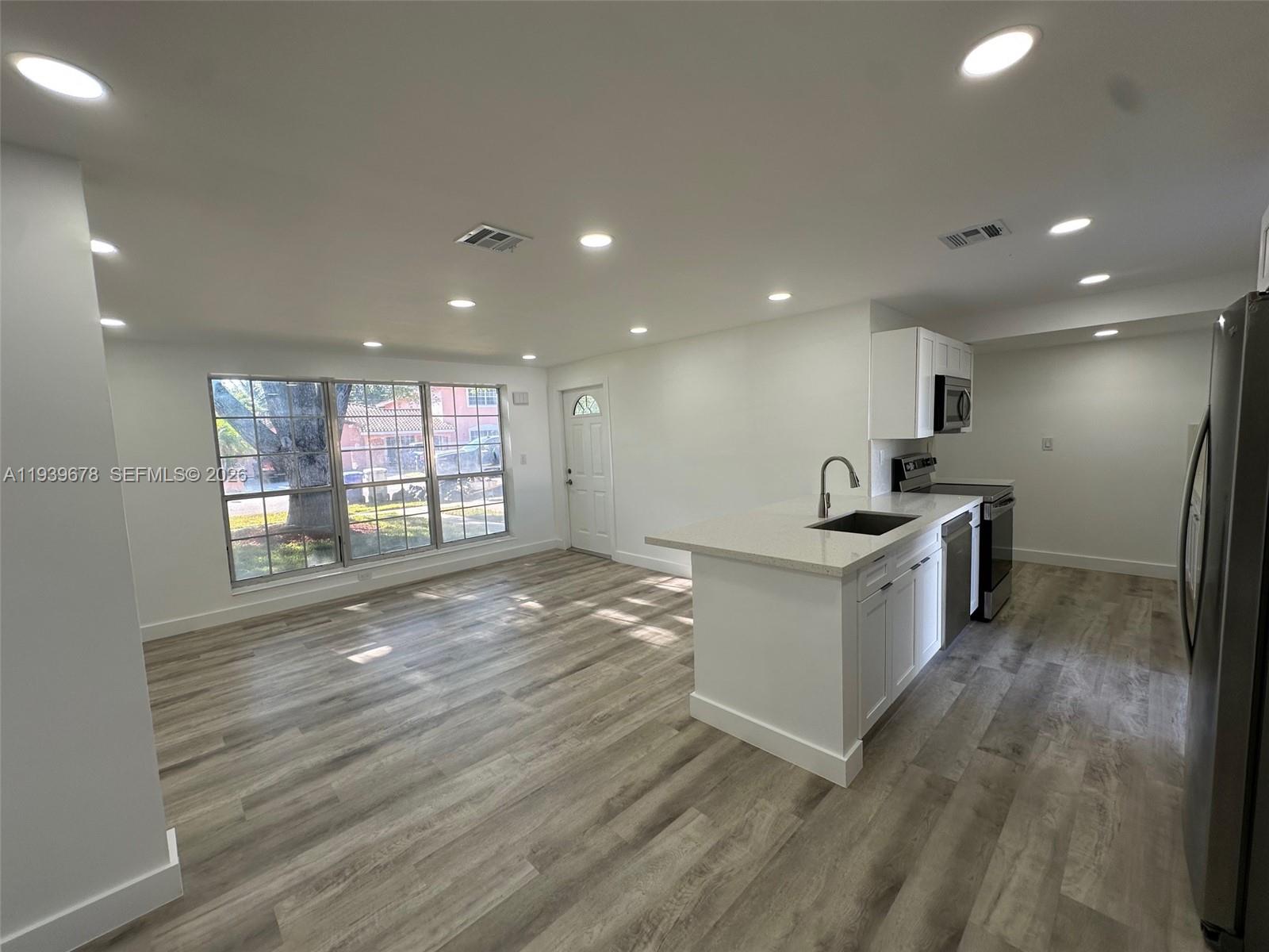 POMPANO BEACH HIGHLANDS 4 - Residential