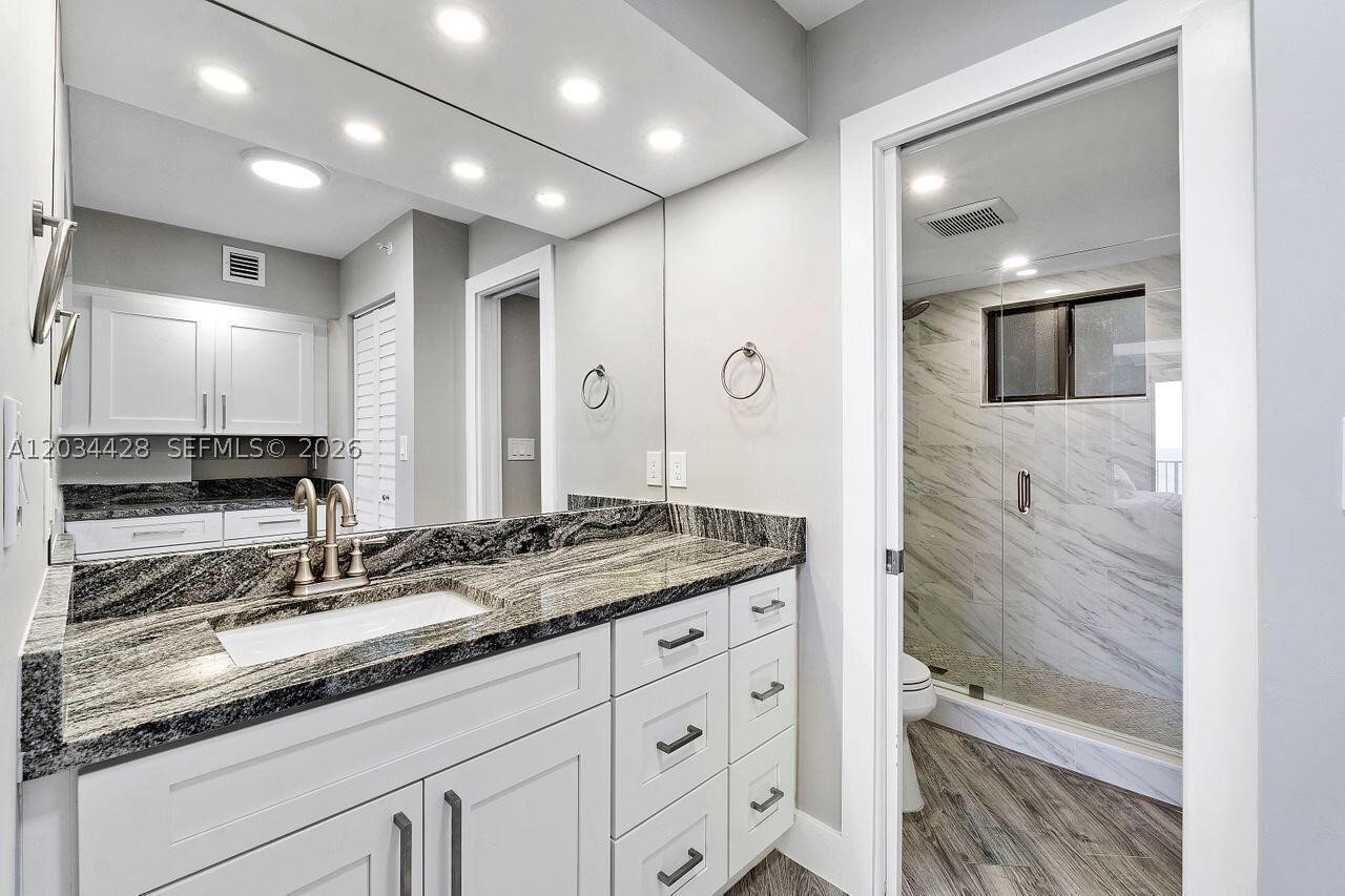 OCEAN TRAIL CONDO I - Residential