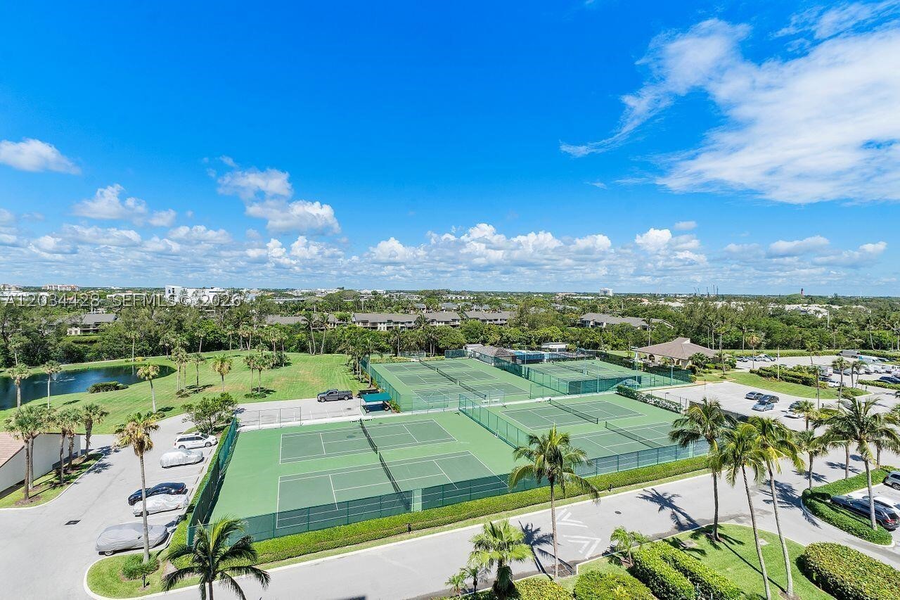 OCEAN TRAIL CONDO I - Residential