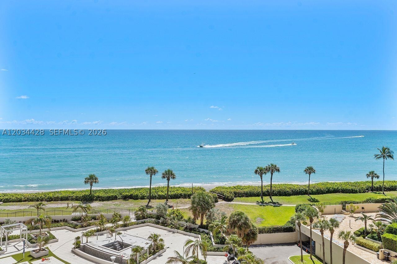 OCEAN TRAIL CONDO I - Residential