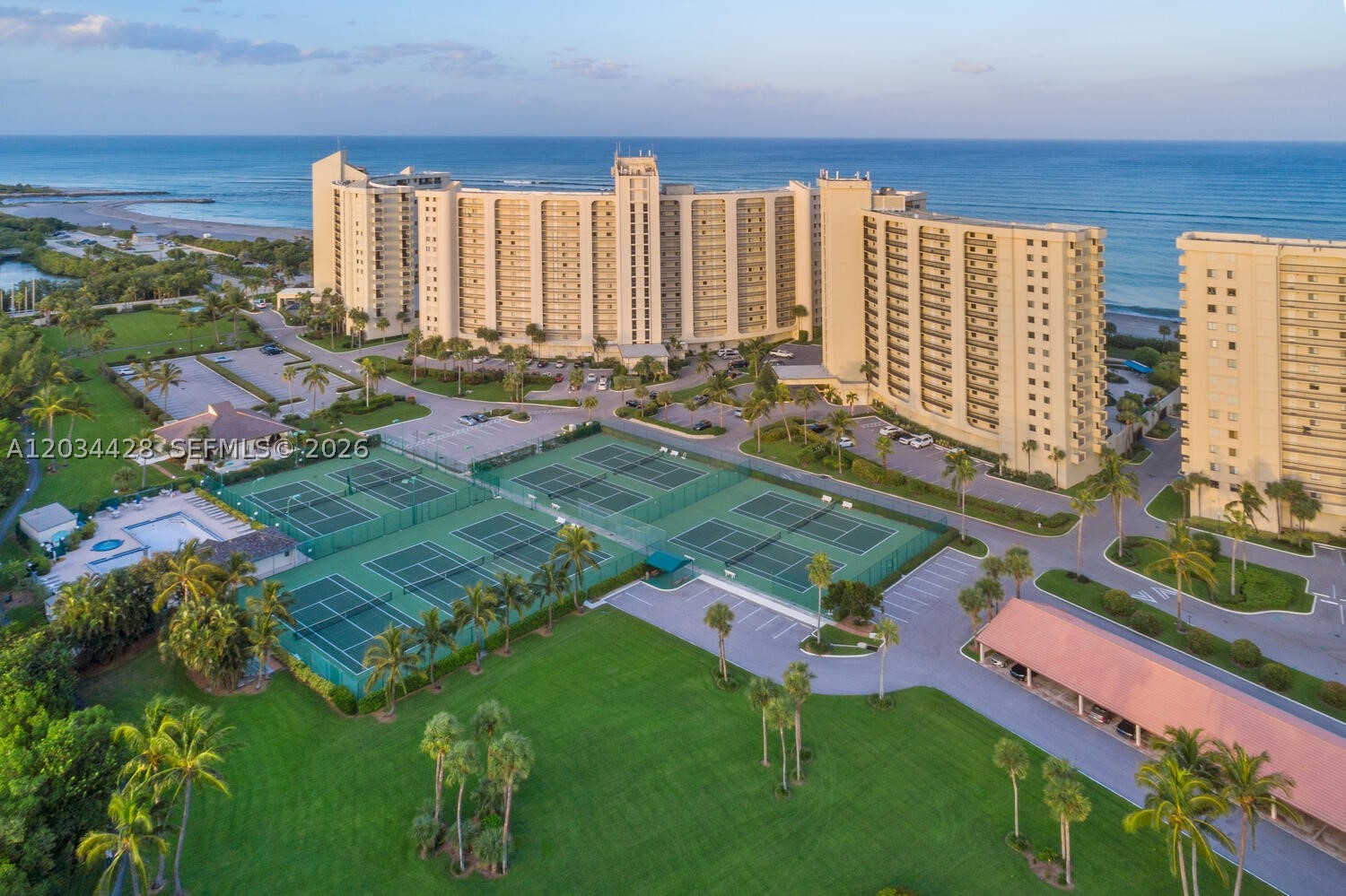 OCEAN TRAIL CONDO I - Residential