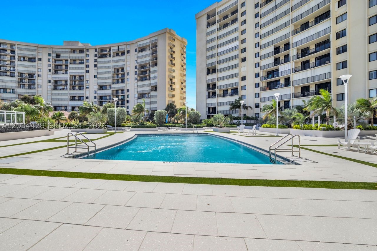 OCEAN TRAIL CONDO I - Residential