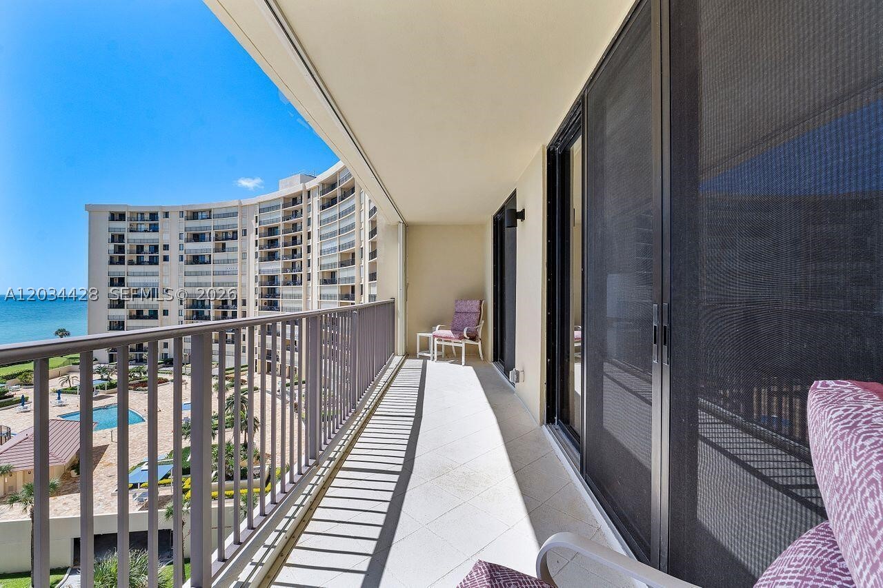 OCEAN TRAIL CONDO I - Residential