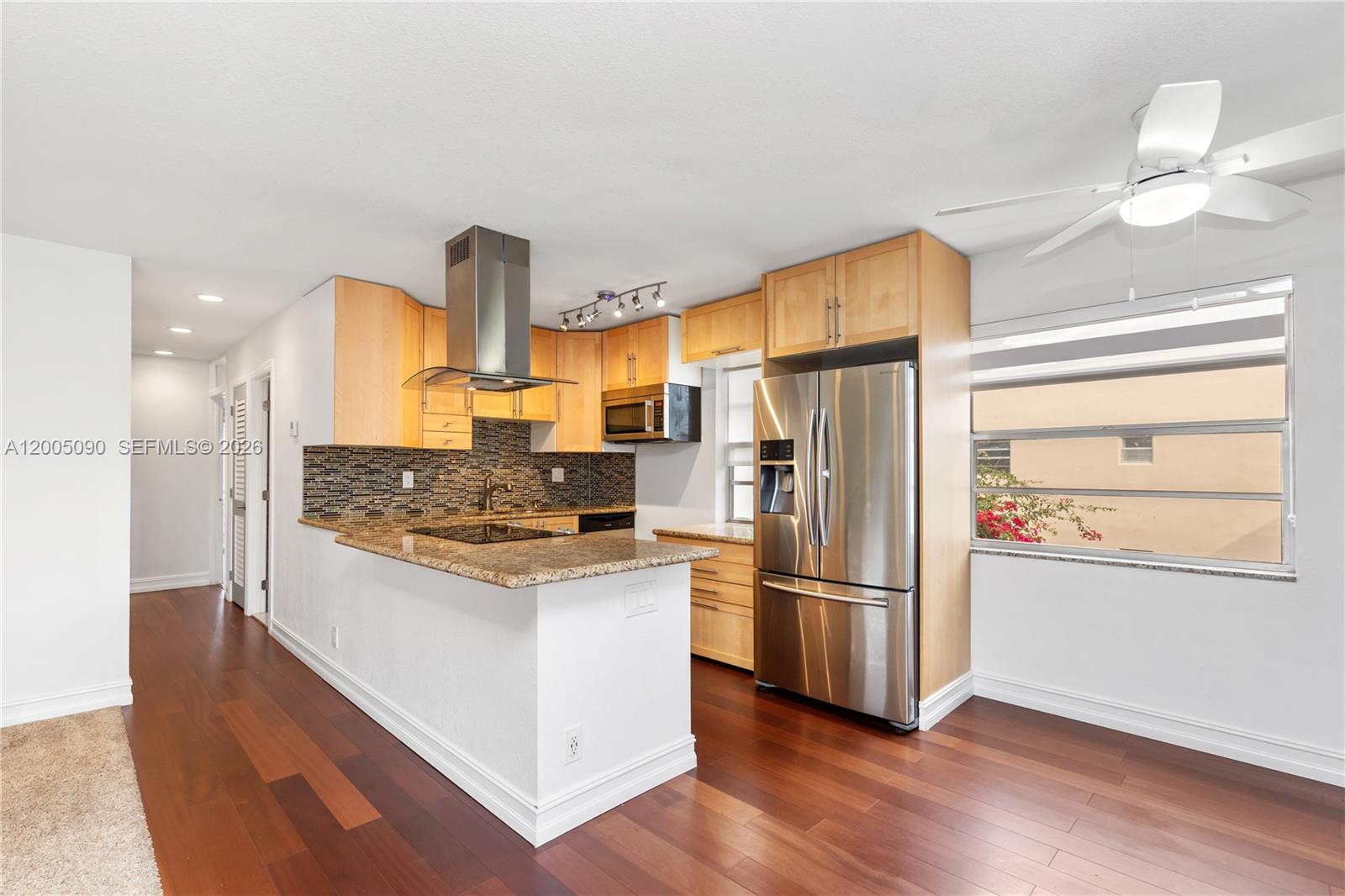 KINGS POINT NORMANDY COND - Residential