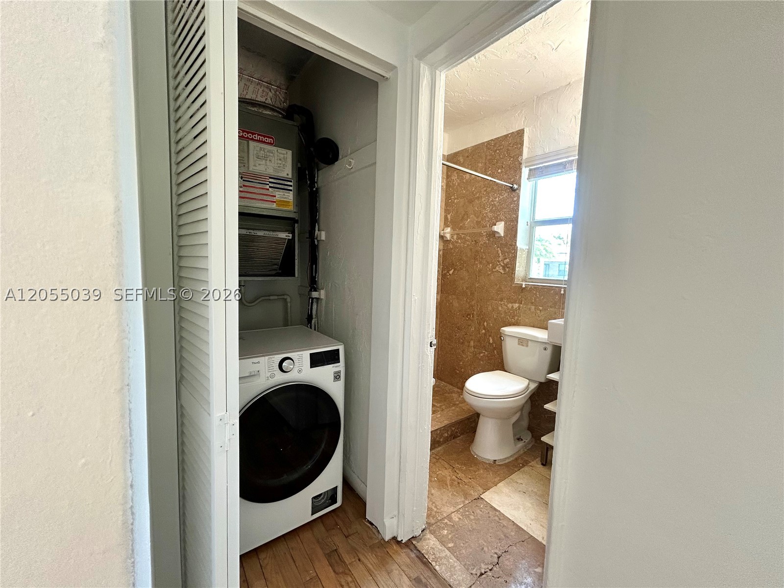 Fifth Ave Gardens - Residential Lease