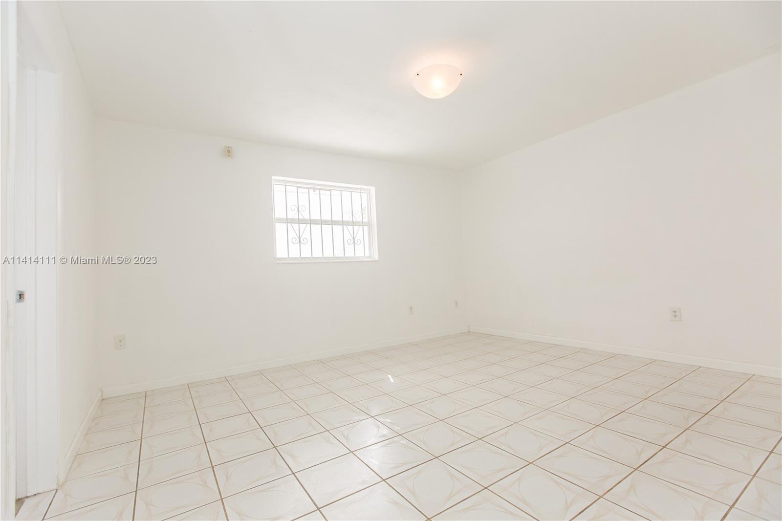 HAYNSWORTH VILLAGE - Residential Lease