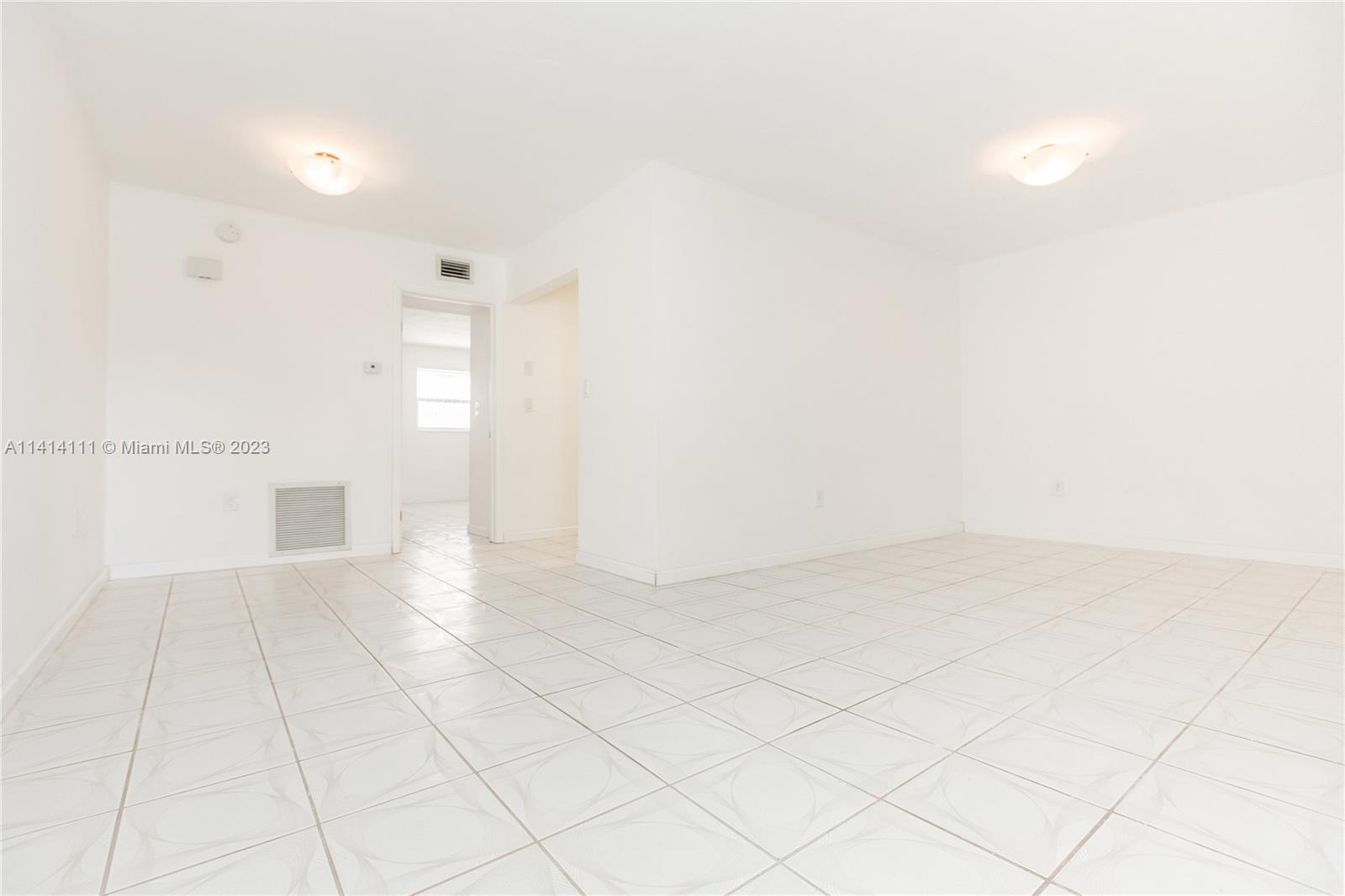 HAYNSWORTH VILLAGE - Residential Lease