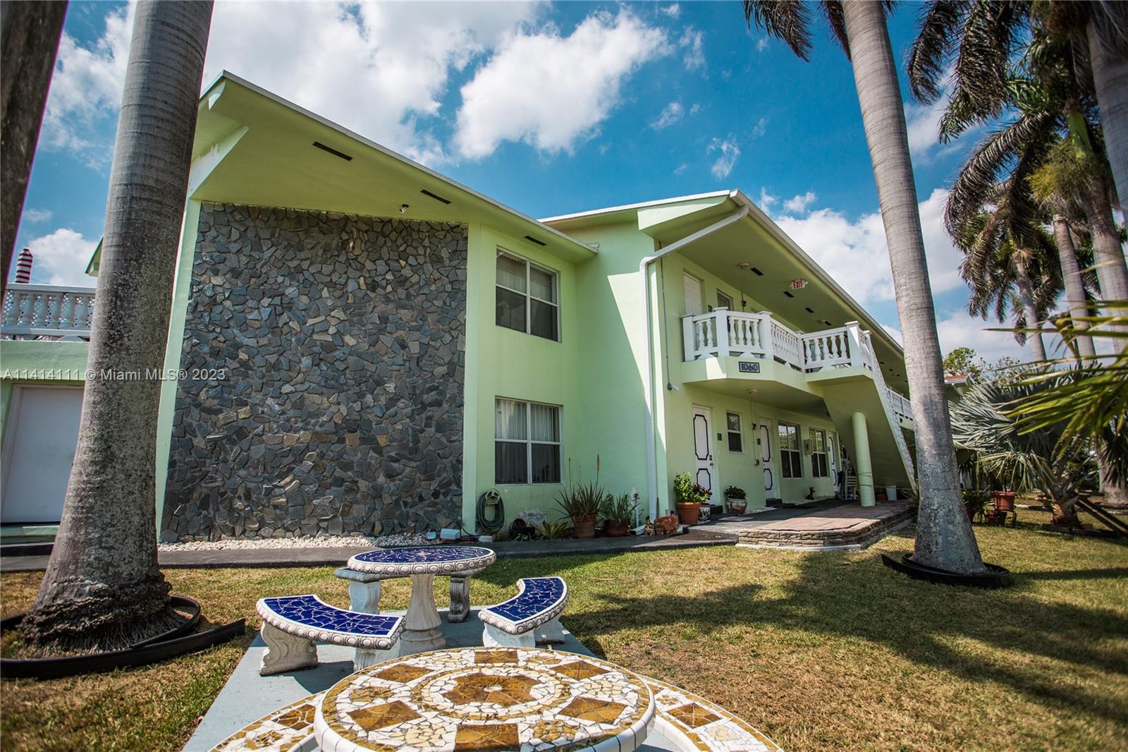 HAYNSWORTH VILLAGE - Residential Lease