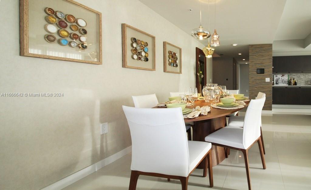 GRAND BAY COMMONS SOUTH - Residential Lease
