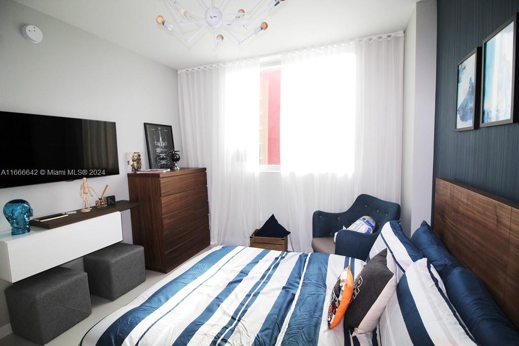 GRAND BAY COMMONS SOUTH - Residential Lease