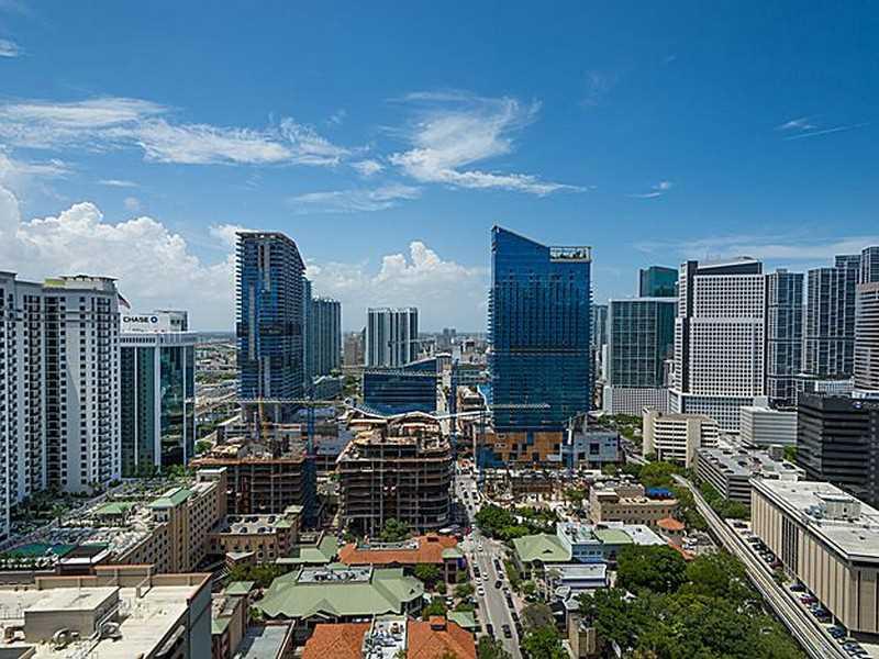 1100 MILLECENTO - Residential Lease