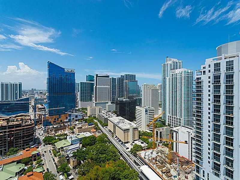 1100 MILLECENTO - Residential Lease