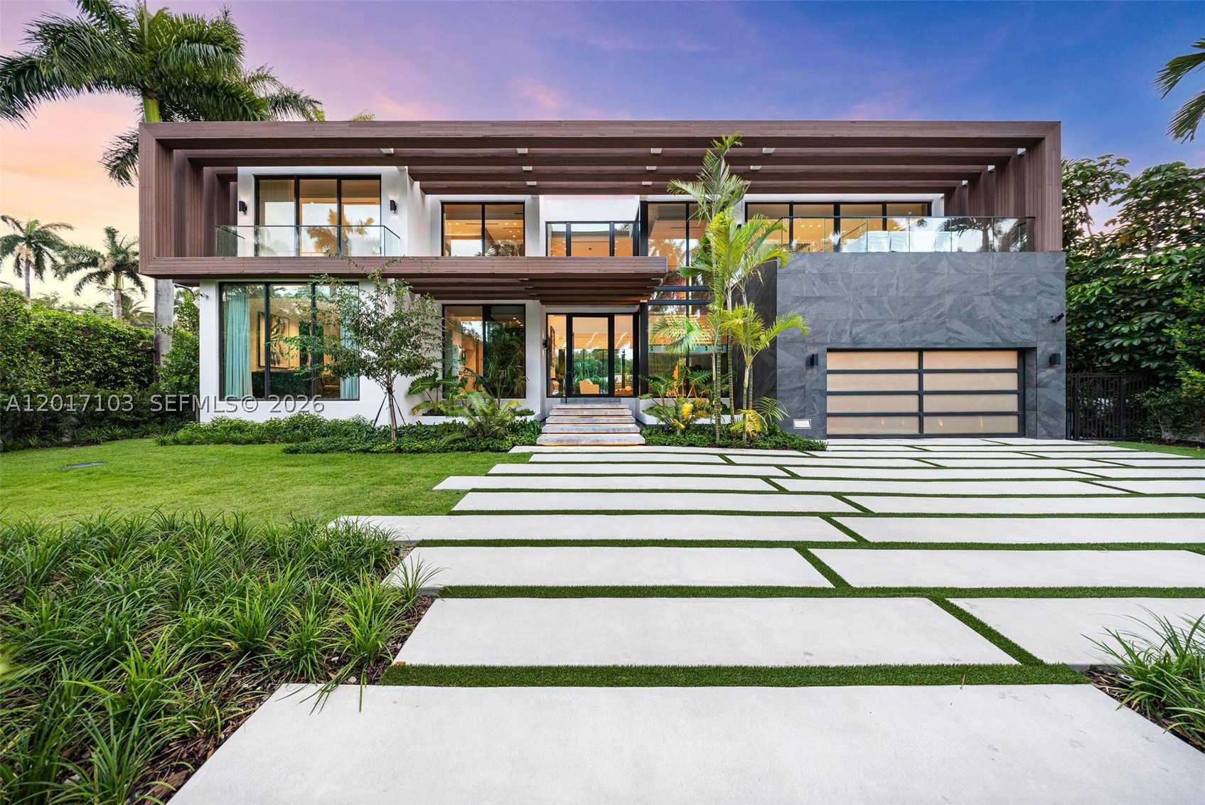 SUNSET ISLANDS-ISLAND NO - Residential