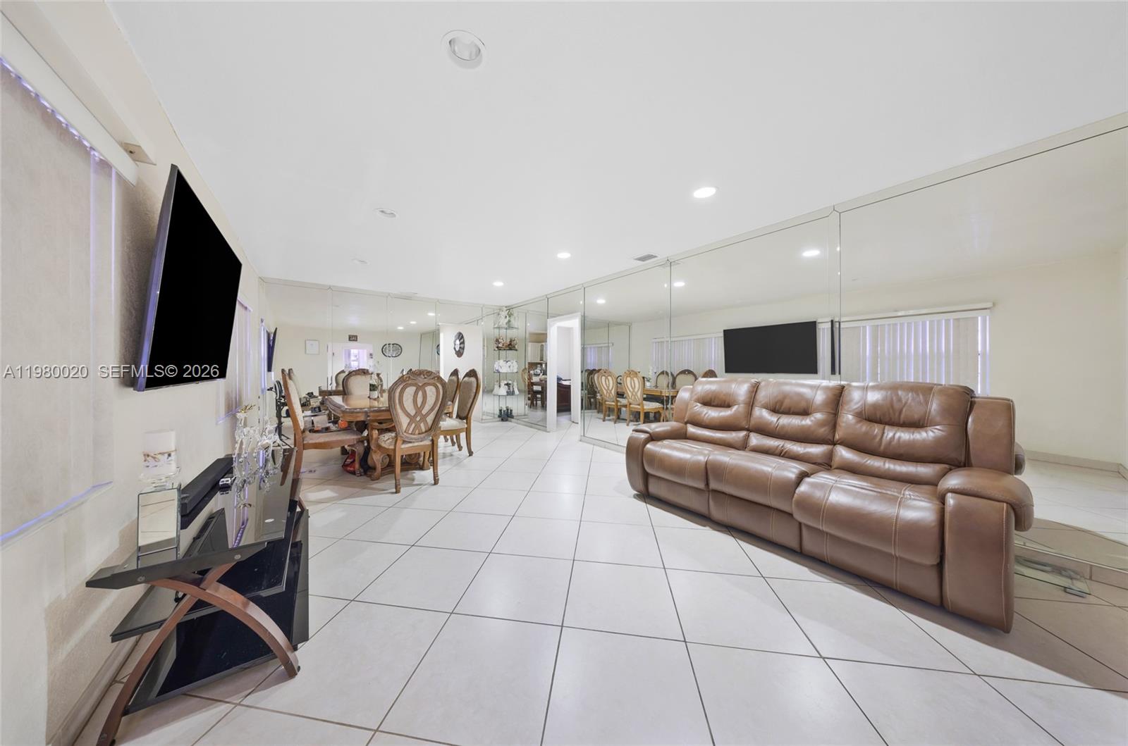 WYND WOOD PARK - Residential