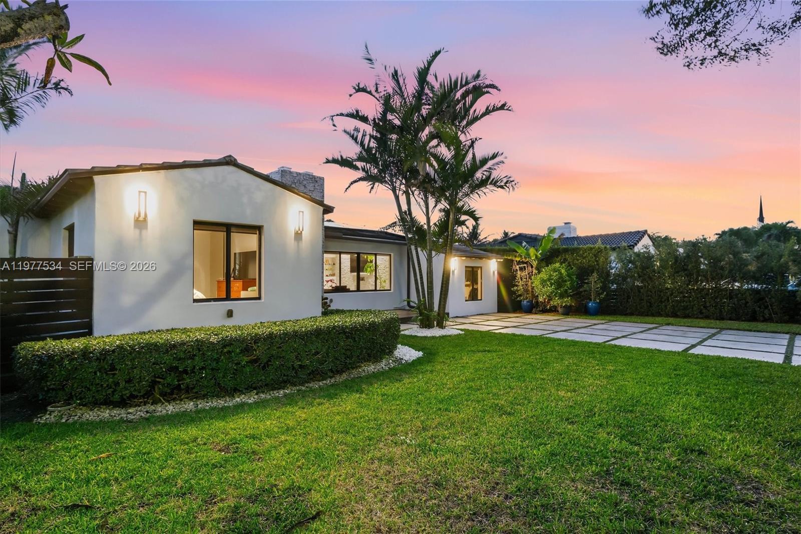 MIAMI SHORES SEC 3 - Residential