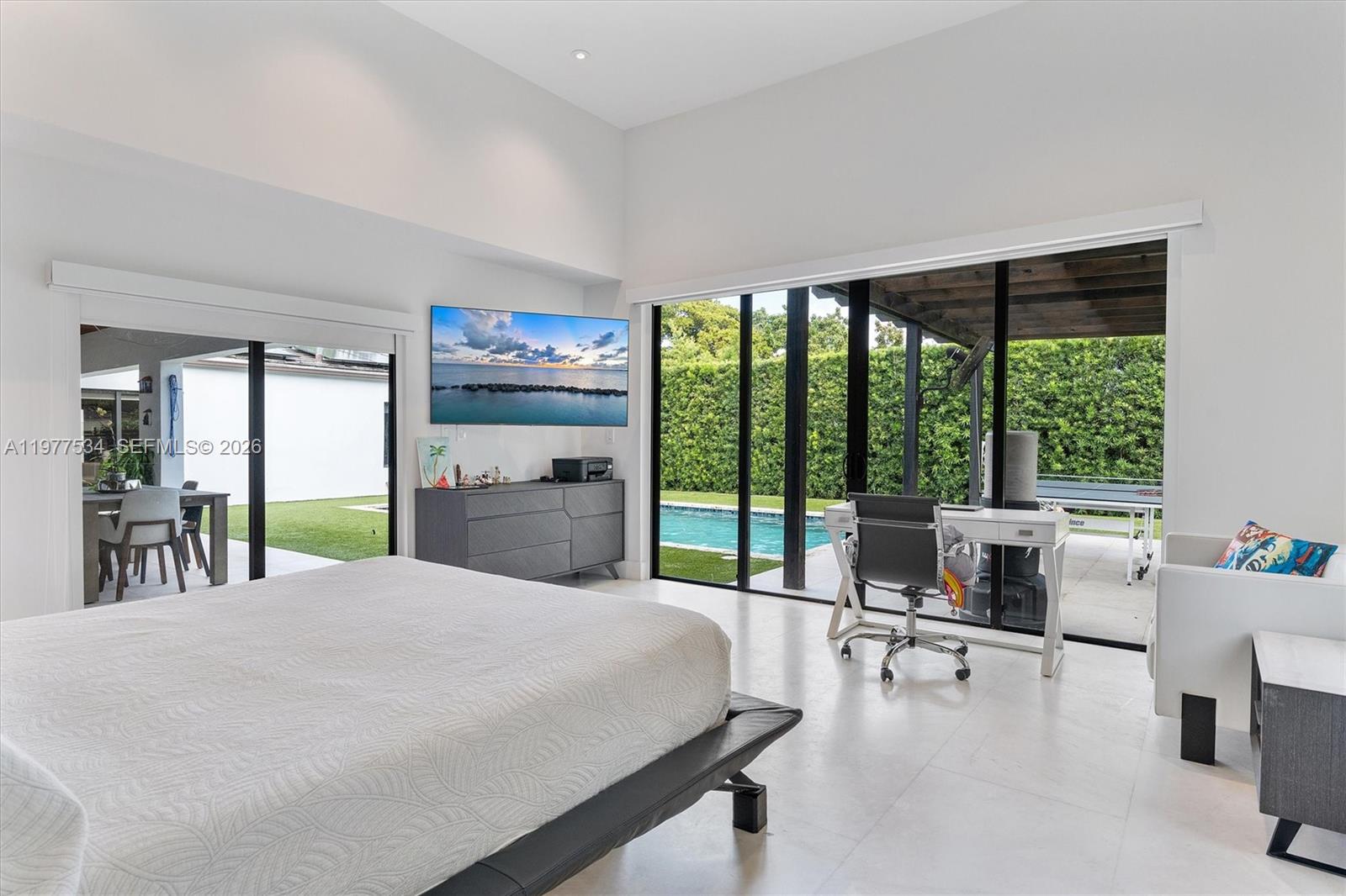 MIAMI SHORES SEC 3 - Residential
