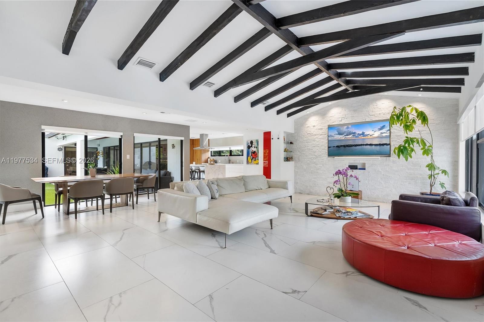 MIAMI SHORES SEC 3 - Residential