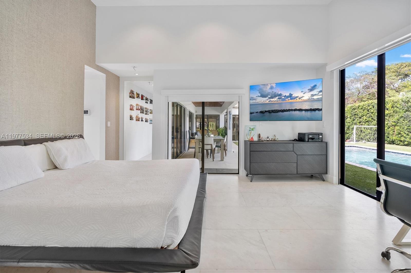 MIAMI SHORES SEC 3 - Residential
