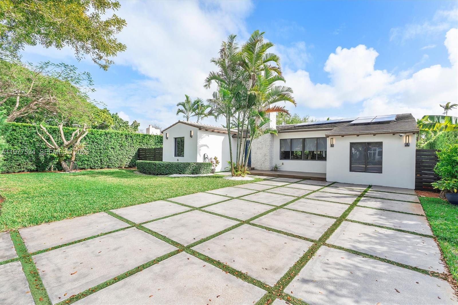 MIAMI SHORES SEC 3 - Residential