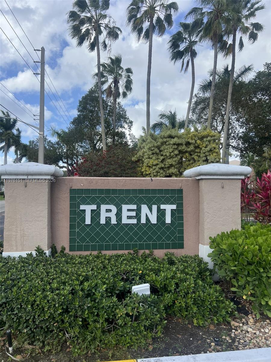Motivated Owner!!Fabulous Second Level 2BR, 1.5BA Condo with a Glass Enclosed Patio with Screens, in Amenity Filled Kings Point, an Active Lifestyle Over 55+ Gated Community*Kitchen has Eat In Breakfast Area*Great Room Offers Plenty of Room for Dining & a Relaxing Living Room Area*Primary BR w/Walk-In Closet & Private Entrance to Full Bath*Large 2nd Bedroom also makes a Great Office*Laundry Closet*Freshly Painted, New Carpet*Security Gate*Assigned Parking Spot*Lots of Guest Parking*Tons of Community Amenities-Theater, Outdoor & Indoor Pools, Tennis Courts, Clubhouse ,Lots of Clubs/Activities, Courtesy Community Shuttle Bus & Much More*situated in a top active adult community—this is a must-see opportunity!