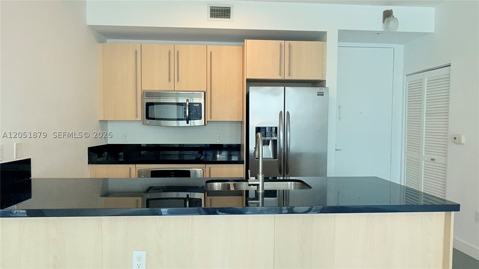 THE AXIS ON BRICKELL II C - Residential