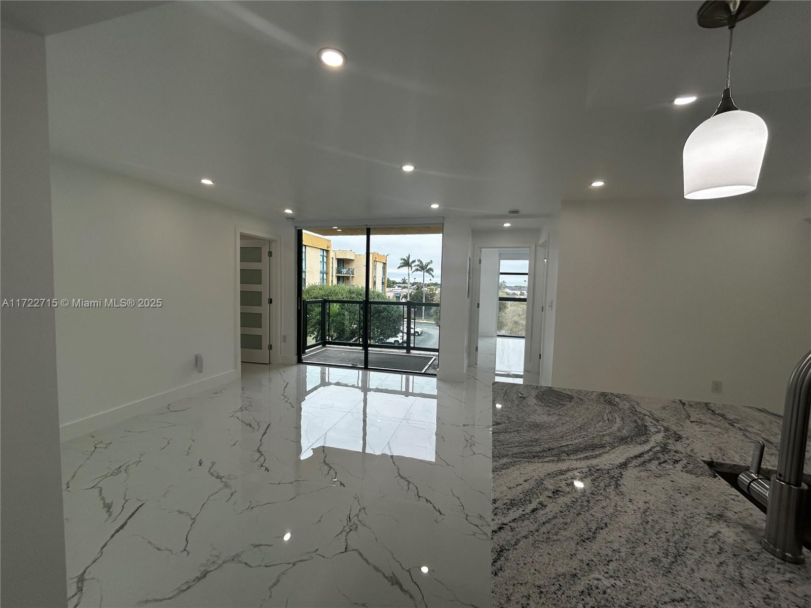 Beautifully updated condo located near FIU, shopping centers, and dining. Features modern finishes, a refreshed kitchen, and contemporary flooring. Perfect for those seeking comfort and convenience.With its prime location and stylish upgrades, this condo is perfect for professionals, students, or families seeking a convenient and elegant home.