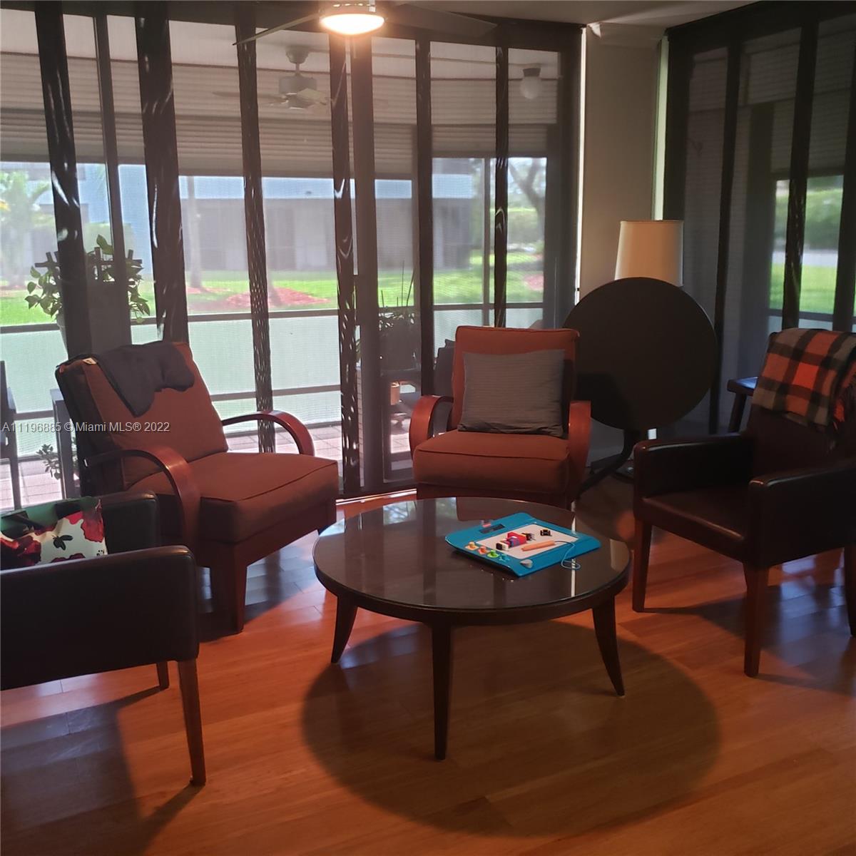 SHERIDAN BY THE BEACH CON - Residential