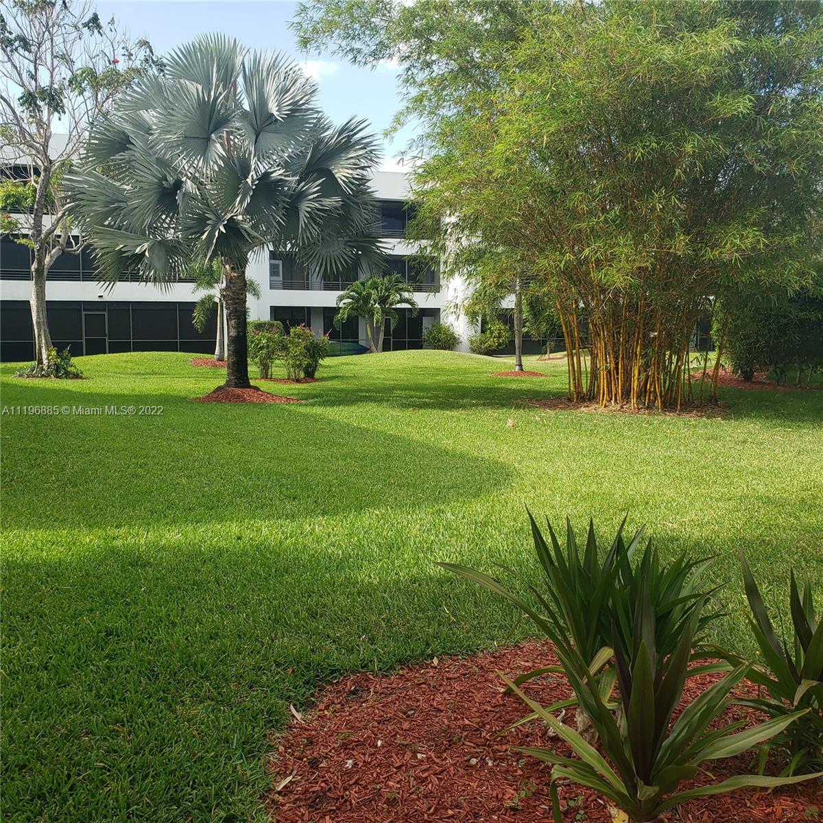 SHERIDAN BY THE BEACH CON - Residential
