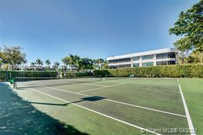 SHERIDAN BY THE BEACH CON - Residential