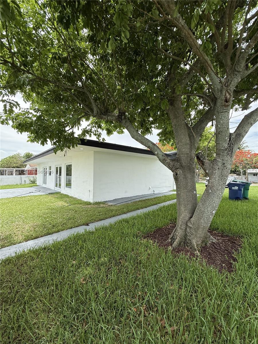 3RD ADDN TO STARLIGHT - Residential